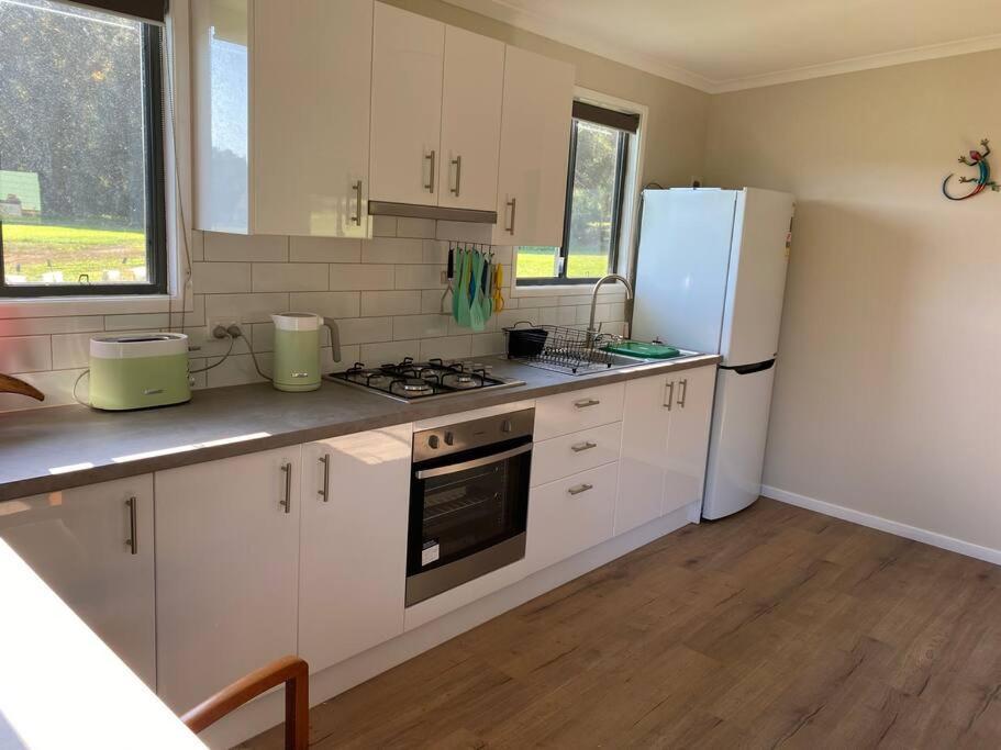 Pinbarren Green Lodges Noosa Exterior foto