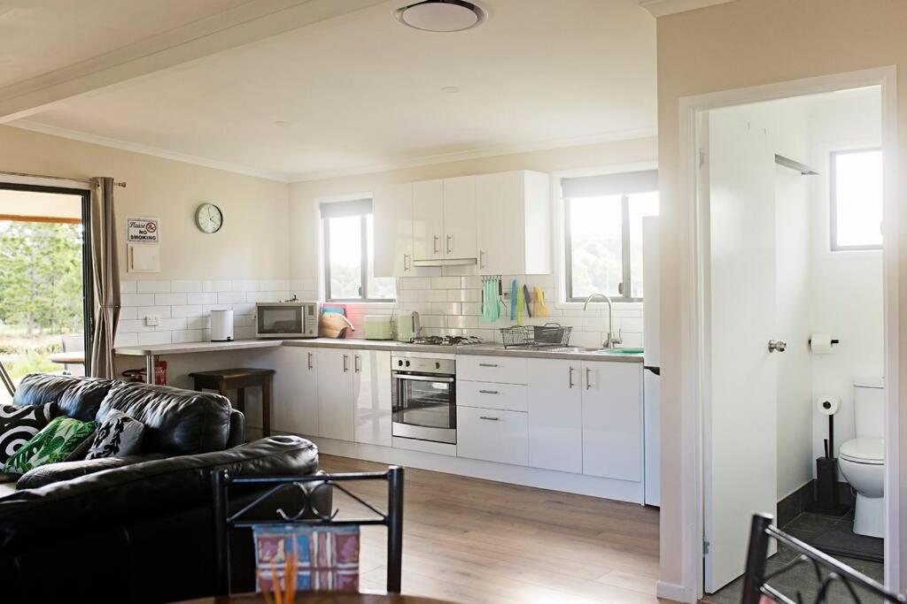 Pinbarren Green Lodges Noosa Exterior foto